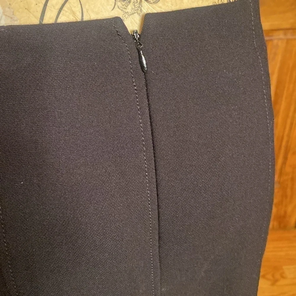 Talbots Black fishtail stretch midi Skirt‎ darted and lined Size 8